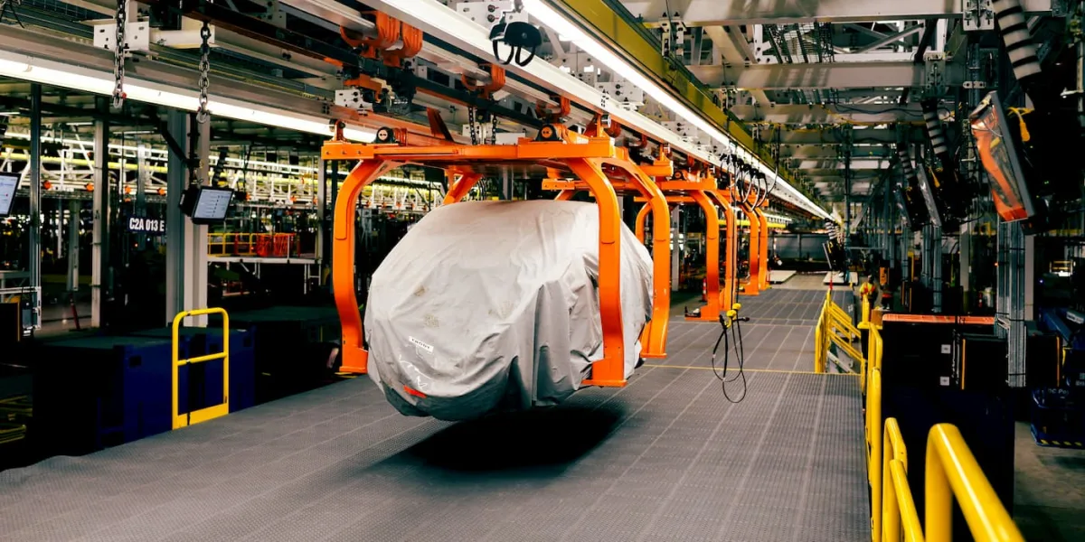 Ford-Fathom-EV-production Covered Ford Fathom prototype at the Louisville Assembly Plant (Source: Ford)