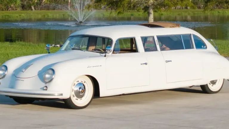 Den eneste Porsche 356-limousinen fra 1953 er langt fra original